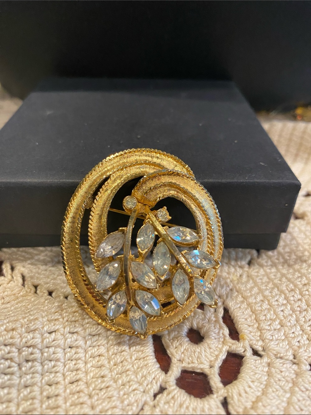 BSK Gold-Tone Leaf Rhinestone Brooch - Women's Jewelry